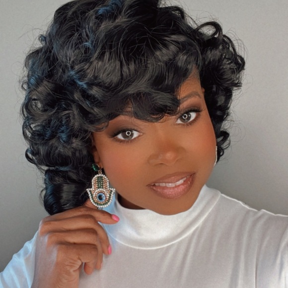 Green Rhinestone Cluster Earrings - Picture 5 of 10